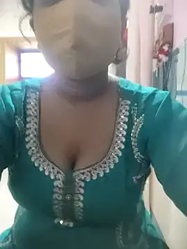 Snapshot of Dr_Chhaya chatting on February 2025 03:21:01 PM Dr Chhaya online show from February 2025 03:21:01 PM