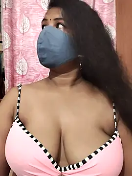 Snapshot of Dr_Chhaya chatting on July 2026 05:07:02 AM Dr Chhaya online show from July 2026 05:07:02 AM