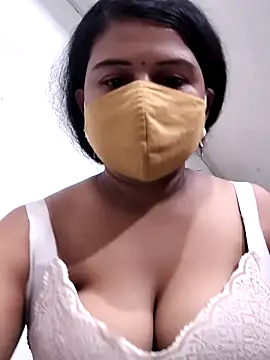 Snapshot of Dr_Chhaya chatting on July 2026 06:37:02 PM Dr Chhaya online show from July 2026 06:37:02 PM