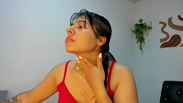 Caro kitty- online show from December 2025 01:06:01 PM