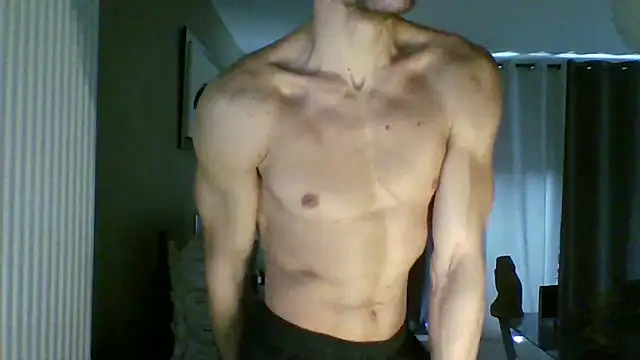 Snapshot of ApollonFit_x69 chatting on March 2025 11:34:02 AM ApollonFit x69 online show from March 2025 11:34:02 AM