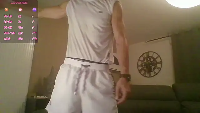 Snapshot of ApollonFit_x69 chatting on October 2025 10:00:01 PM ApollonFit x69 online show from October 2025 10:00:01 PM