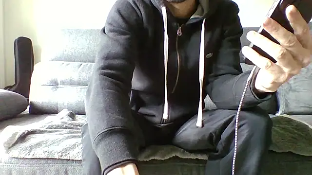 Snapshot of ApollonFit_x69 chatting on March 2025 10:57:01 AM ApollonFit x69 online show from March 2025 10:57:01 AM