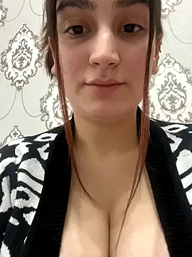 StormBeverly online show from December 2025 12:19:02 PM