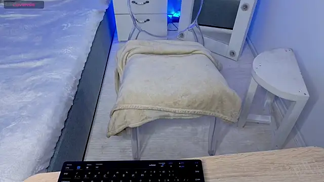 CooperAllana online show from November 2025 07:12:02 AM