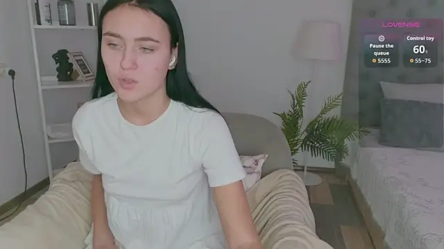 CooperAllana online show from December 2025 08:18:01 AM