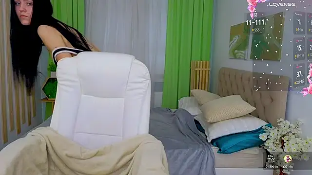 CooperAllana online show from November 2025 07:11:02 AM