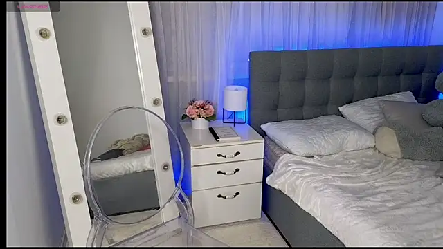 CooperAllana online show from December 2025 08:16:02 AM