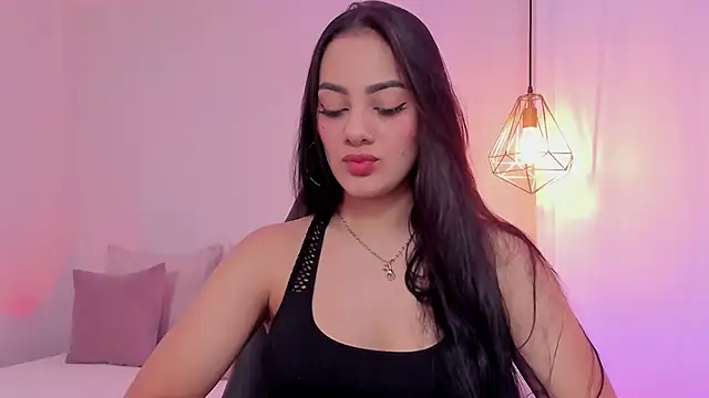 mallie quinn online show from February 2025 01:00:02 PM