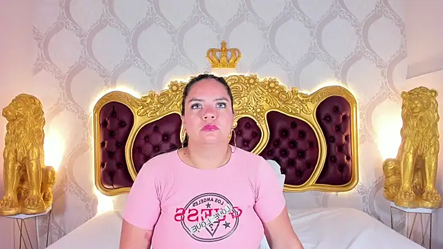 KendralHolson online show from November 2025 04:27:02 AM