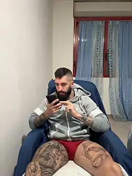 Snapshot of Gioeltoro89 chatting on November 2025 03:44:02 PM Gioeltoro89 online show from November 2025 03:44:02 PM