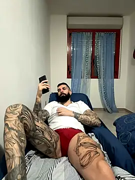 Snapshot of Gioeltoro89 chatting on November 2025 03:38:01 PM Gioeltoro89 online show from November 2025 03:38:01 PM