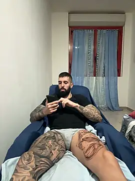 Snapshot of Gioeltoro89 chatting on November 2025 04:23:01 PM Gioeltoro89 online show from November 2025 04:23:01 PM