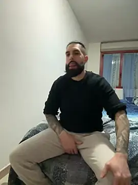 Gioeltoro89 online show from January 2025 04:25:02 PM