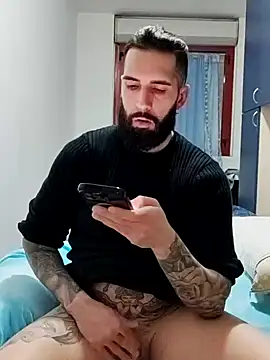 Snapshot of Gioeltoro89 chatting on January 2025 04:59:01 PM Gioeltoro89 online show from January 2025 04:59:01 PM