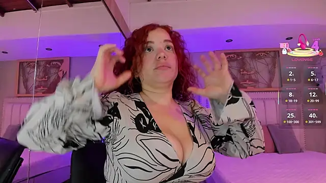 ebbafernandez  online show from February 2026 11:42:02 AM