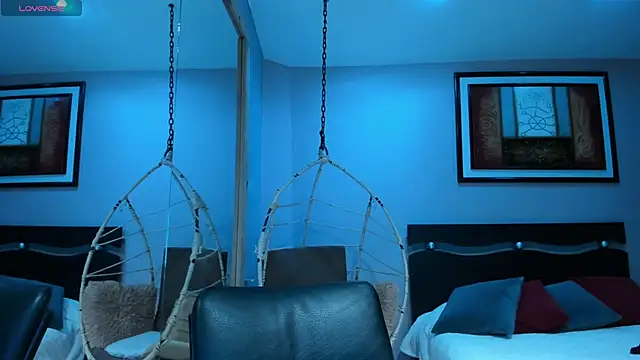 ebbafernandez  online show from December 2025 12:00:02 PM