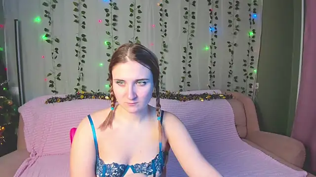 Miss Elsa  online show from January 2026 08:45:02 PM