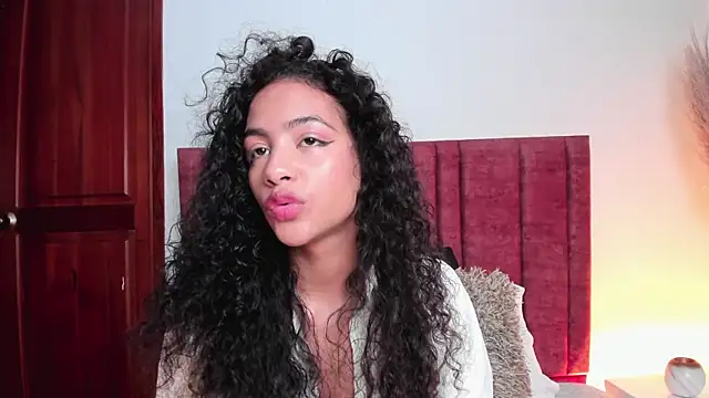 AntonellaHall  online show from September 2025 12:18:02 PM