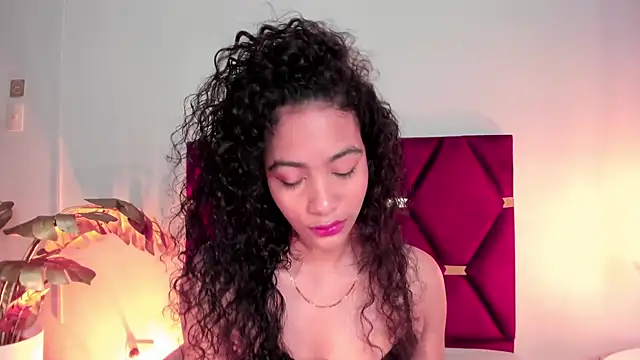 AntonellaHall  online show from November 2025 12:31:02 PM