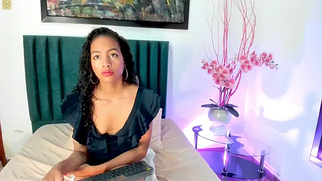AntonellaHall  online show from February 2025 11:53:02 AM