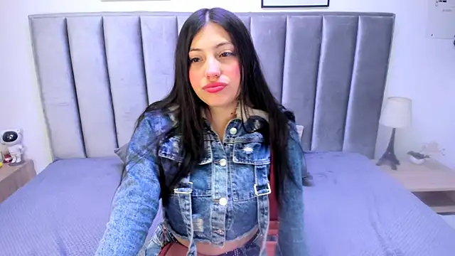 Emmy-Turnner online show from December 2025 12:09:02 PM