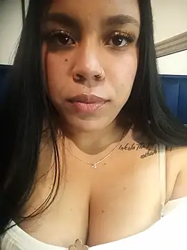 Snapshot of Laiia_Page chatting on May 2026 12:24:01 PM Laiia Page online show from May 2026 12:24:01 PM