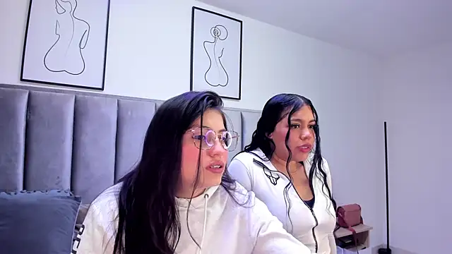 Laiia Page online show from November 2025 01:26:02 PM