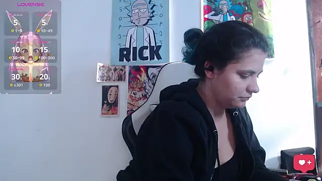 gigiqueen 18 online show from April 2026 01:04:01 PM