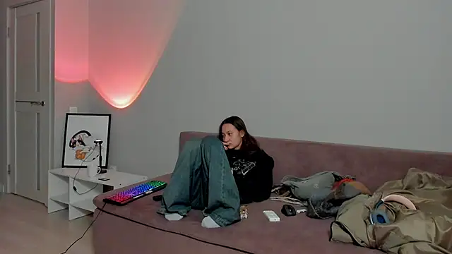 Snapshot of EllaSky_xoxo chatting on February 2025 12:54:01 AM EllaSky xoxo online show from February 2025 12:54:01 AM