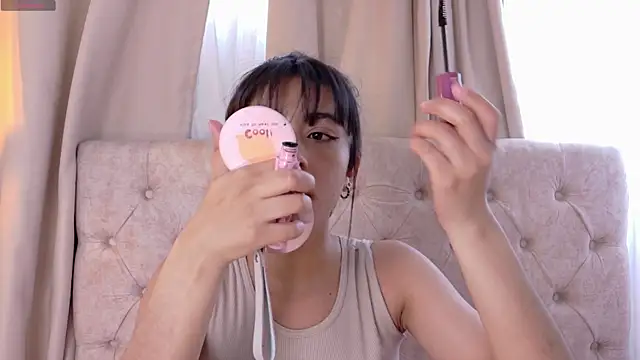 Alyssa jones online show from November 2025 03:12:02 PM