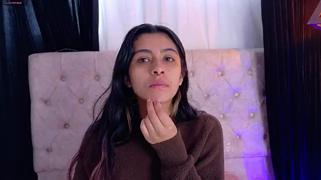 Alyssa jones online show from January 2026 01:14:01 PM