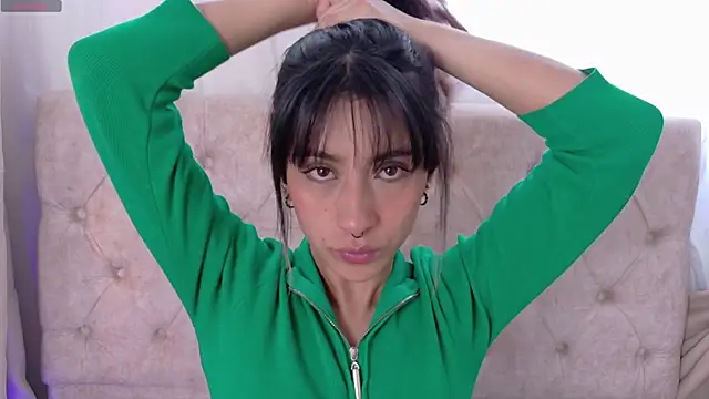 Alyssa jones online show from December 2025 02:26:02 PM