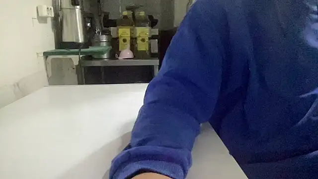 alarasissy online show from November 2025 02:20:01 PM