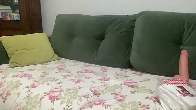 alarasissy online show from October 2025 12:32:02 AM