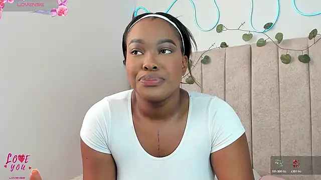 Snapshot of Kaseydelvey chatting on October 2025 02:38:01 PM Kaseydelvey online show from October 2025 02:38:01 PM