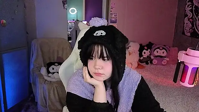 ClaireFaers  online show from January 2026 10:13:01 PM