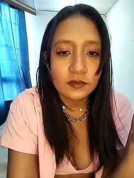 Snapshot of cami_victoria chatting on October 2025 07:26:02 PM cami victoria online show from October 2025 07:26:02 PM