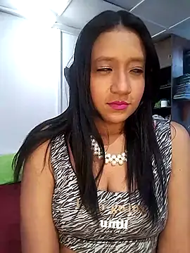 Snapshot of cami_victoria chatting on February 2026 07:14:01 PM cami victoria online show from February 2026 07:14:01 PM