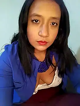 Snapshot of cami_victoria chatting on March 2025 07:25:01 PM cami victoria online show from March 2025 07:25:01 PM