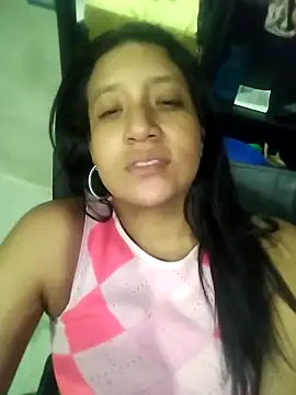 Snapshot of cami_victoria chatting on March 2026 02:18:02 AM cami victoria online show from March 2026 02:18:02 AM