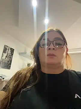 Snapshot of AntonellaAlondra4 chatting on February 2026 01:33:02 PM AntonellaAlondra4 online show from February 2026 01:33:02 PM