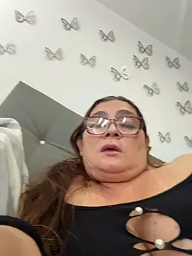 AntonellaAlondra4 online show from April 2026 03:41:02 PM