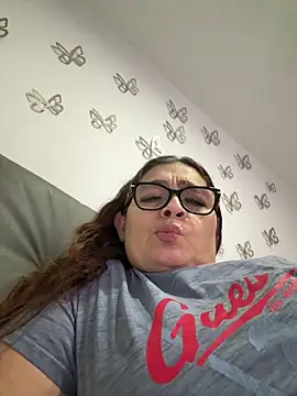 Snapshot of AntonellaAlondra4 chatting on May 2026 11:44:02 PM AntonellaAlondra4 online show from May 2026 11:44:02 PM
