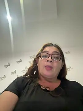 Snapshot of AntonellaAlondra4 chatting on February 2026 03:26:01 AM AntonellaAlondra4 online show from February 2026 03:26:01 AM