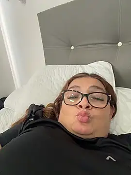 AntonellaAlondra4 online show from March 2026 12:45:02 PM