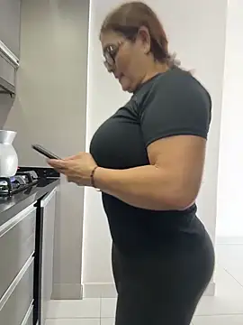 Snapshot of AntonellaAlondra4 chatting on March 2026 02:25:01 PM AntonellaAlondra4 online show from March 2026 02:25:01 PM