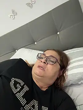 Snapshot of AntonellaAlondra4 chatting on February 2026 02:29:01 PM AntonellaAlondra4 online show from February 2026 02:29:01 PM