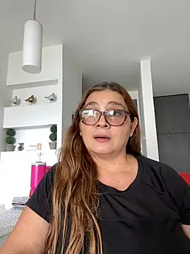 Snapshot of AntonellaAlondra4 chatting on February 2025 06:50:01 PM AntonellaAlondra4 online show from February 2025 06:50:01 PM