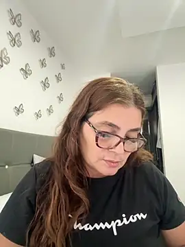 Snapshot of AntonellaAlondra4 chatting on September 2025 09:22:02 PM AntonellaAlondra4 online show from September 2025 09:22:02 PM